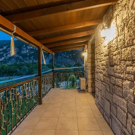 Crown Aphrodite With Private Pool Kamena Vourla
