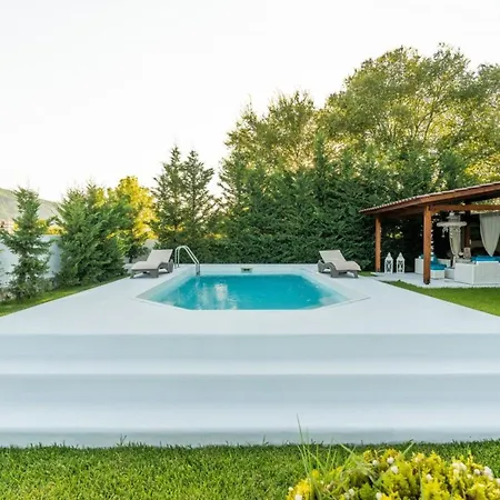 Crown Aphrodite With Private Pool Villa *