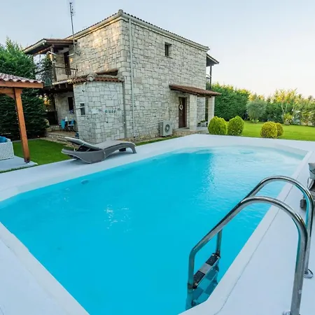 Villa Crown Aphrodite With Private Pool Kamena Vourla